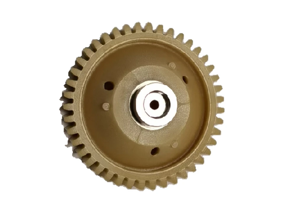 Gears with central inserts